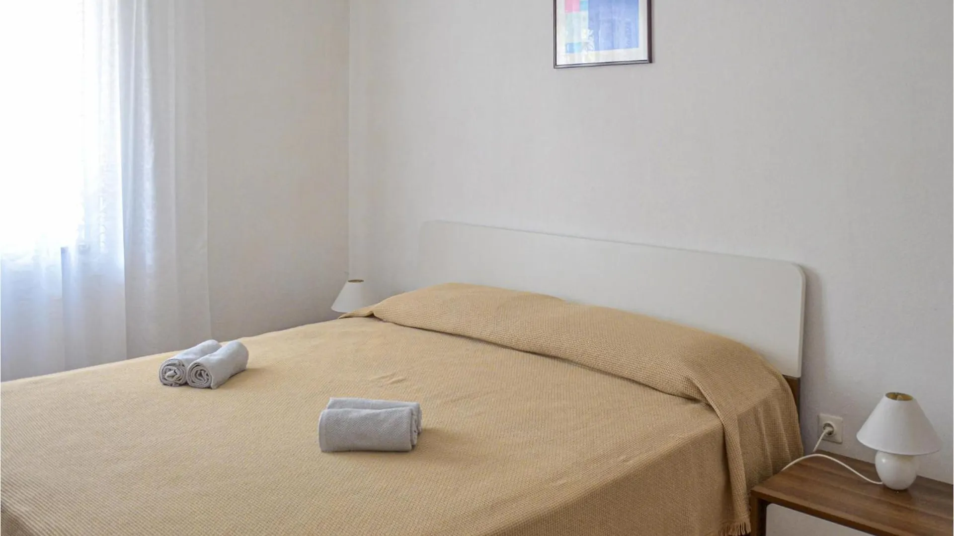 3 Bedroom Lovely Apartment In Malinska 0*,  Chorvatsko