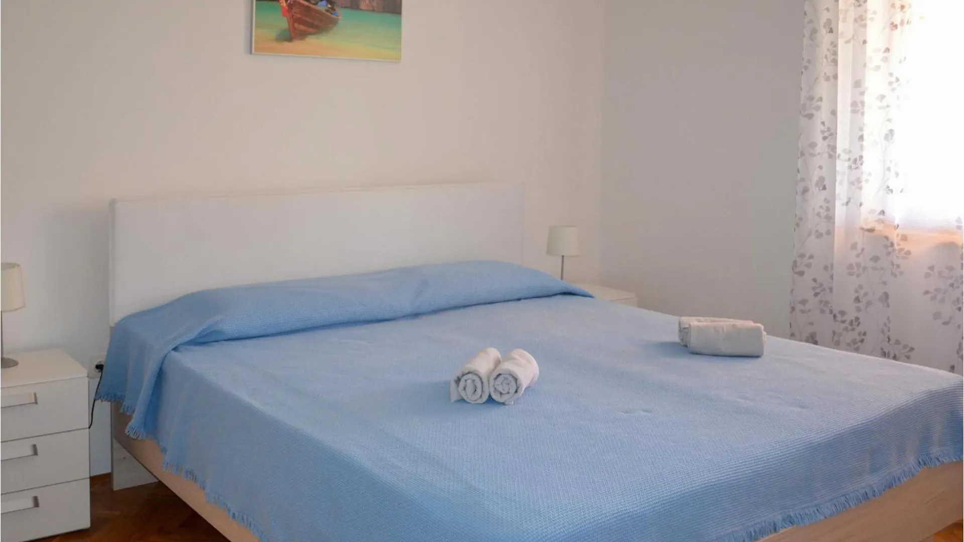 3 Bedroom Lovely Apartment In Malinska